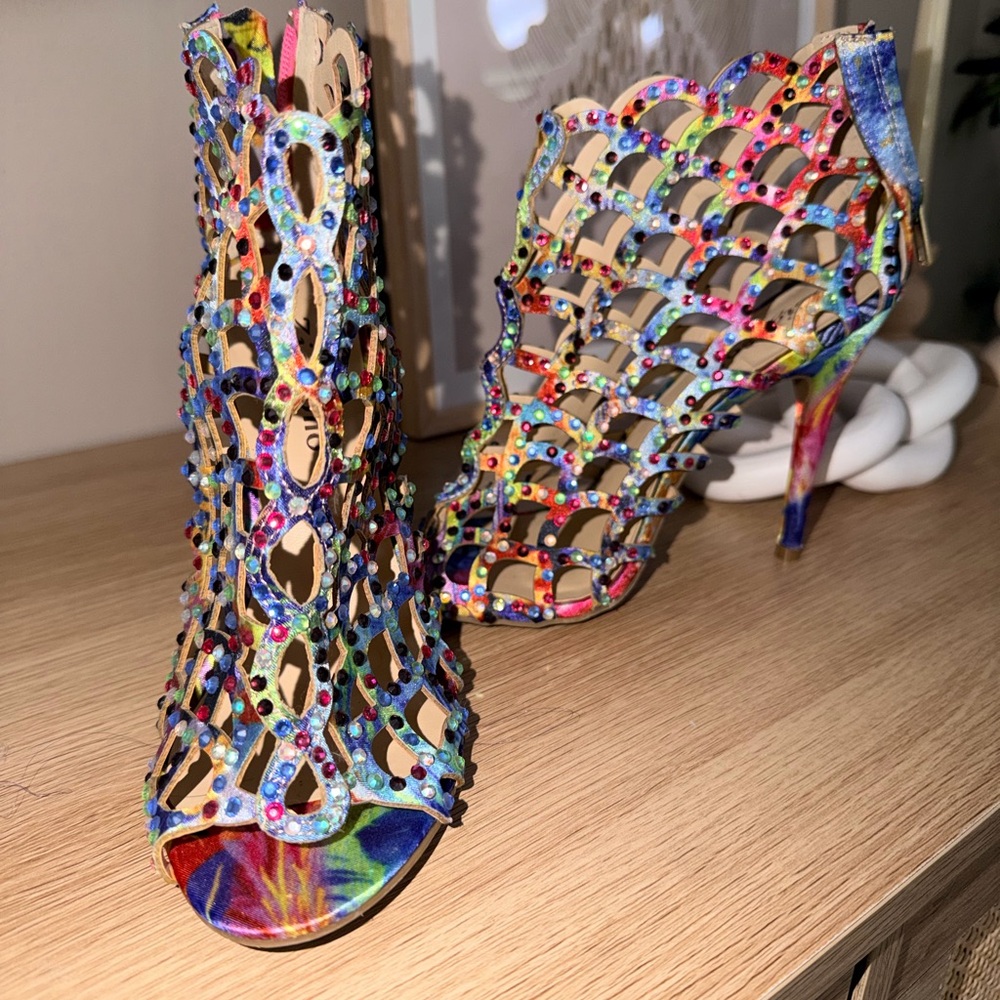 Zigi Soho Multicolor Cutout Heels